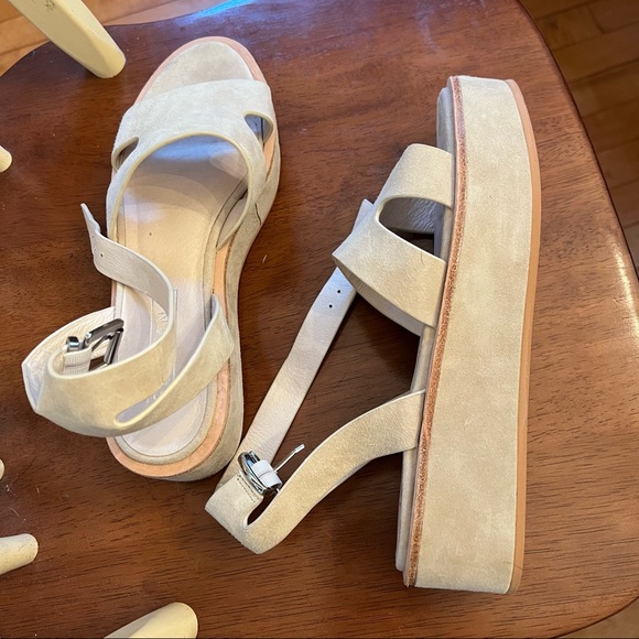 j SOL SANA Suede Platforms - Picture 1 of 4